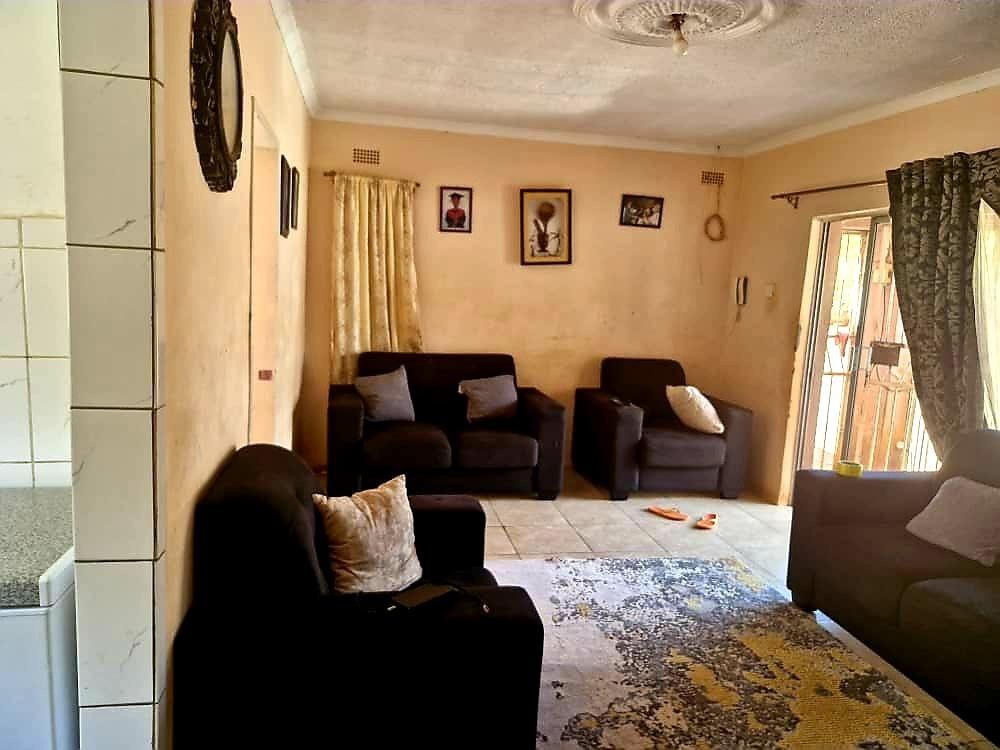 House For Sale In Gletwin — photo 4