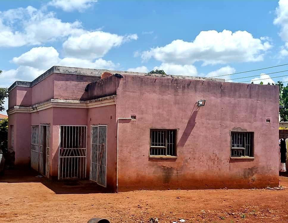 House For Sale In Gletwin — photo 3