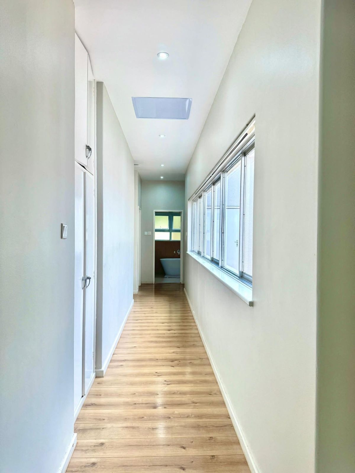 House For Sale in Glen Lorne — photo 6
