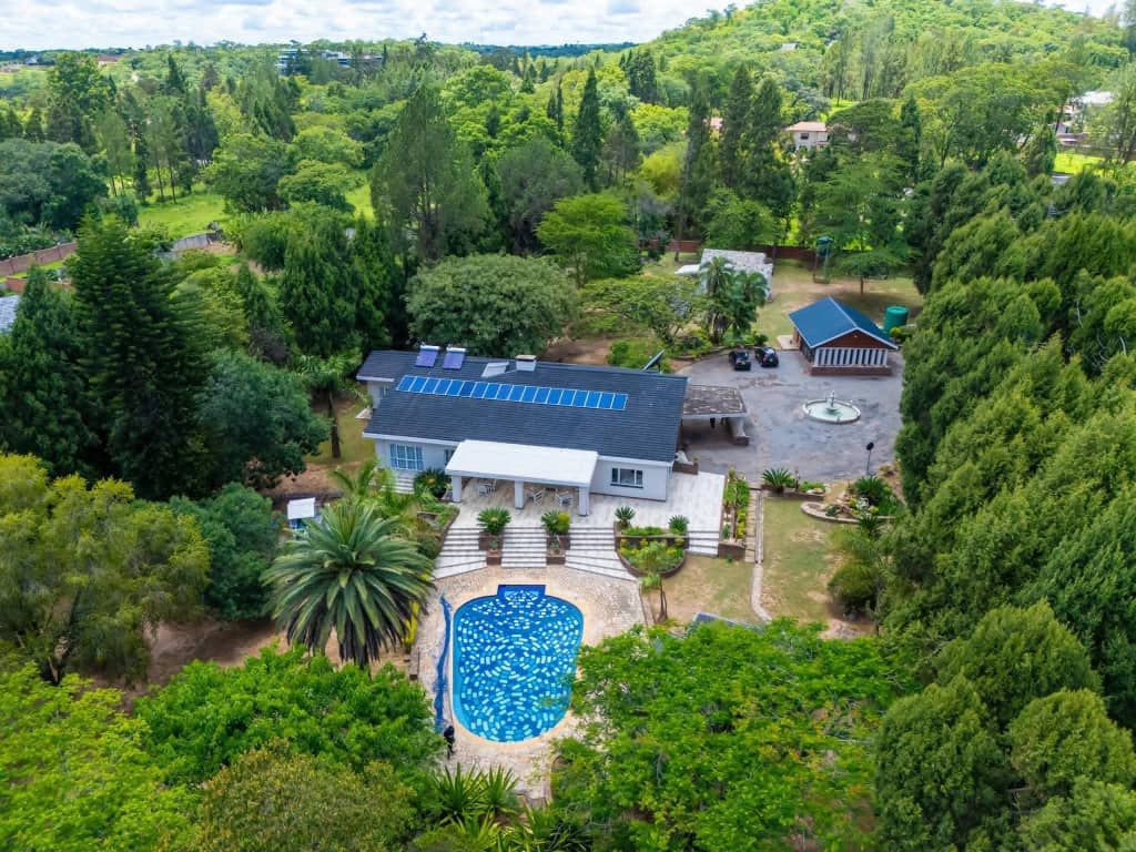 House For Sale in Glen Lorne — photo 4