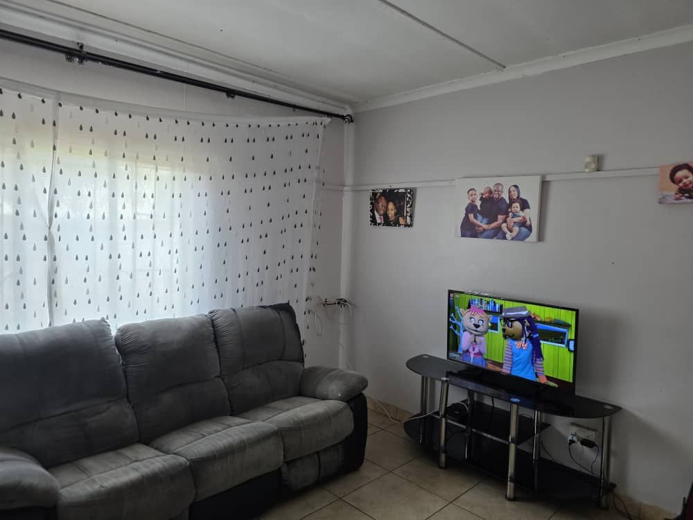 House For Sale In Tynwald North — photo 4