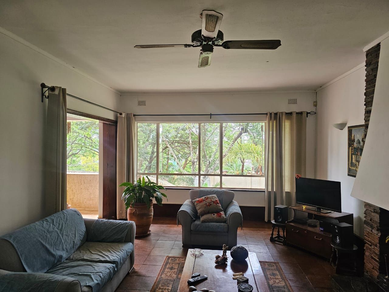 House For Sale In Avondale — photo 3