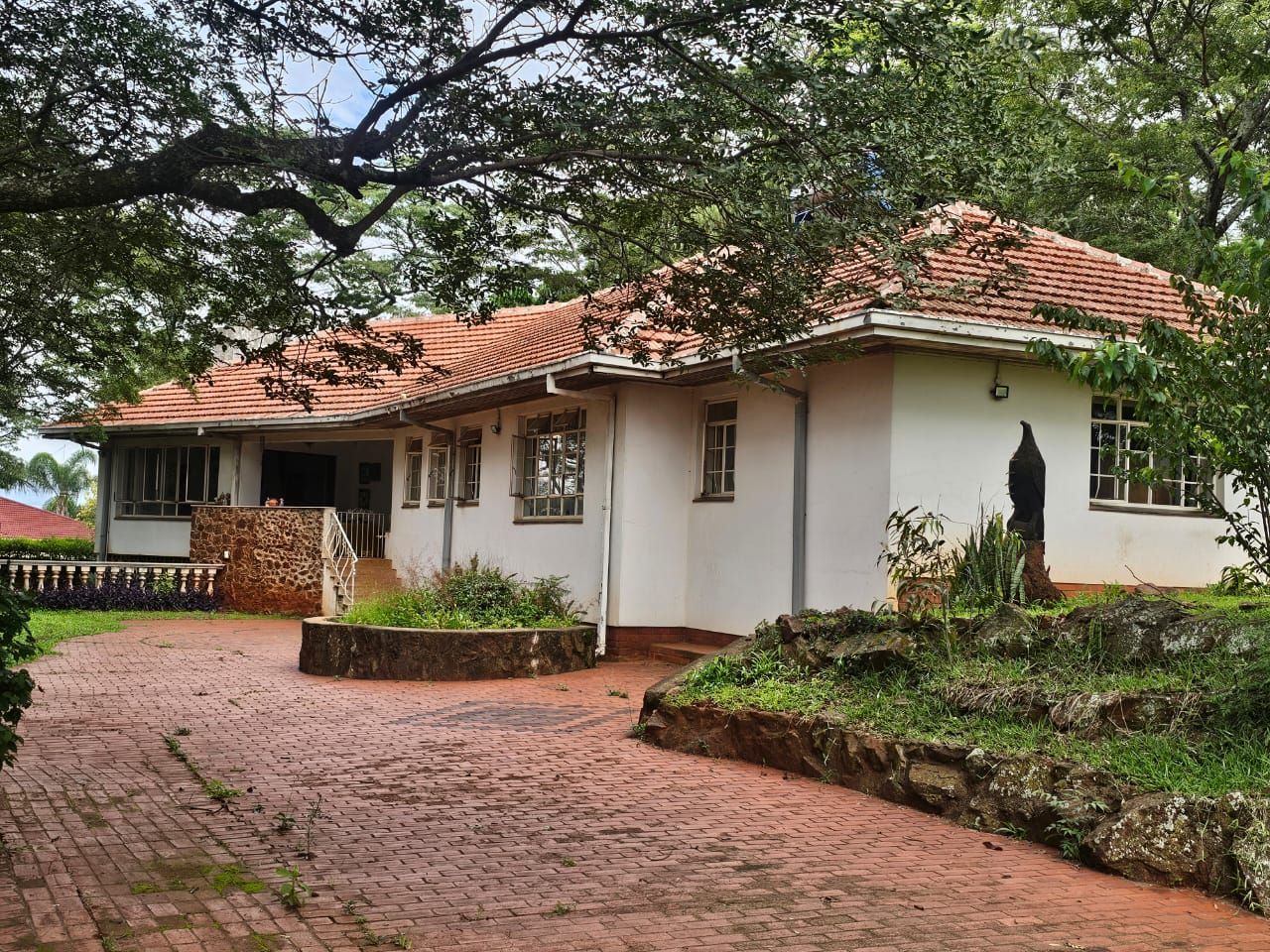 House For Sale In Avondale — Avondale