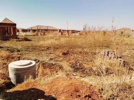 Construction Site Land for Sale in Norton — Katanga Township