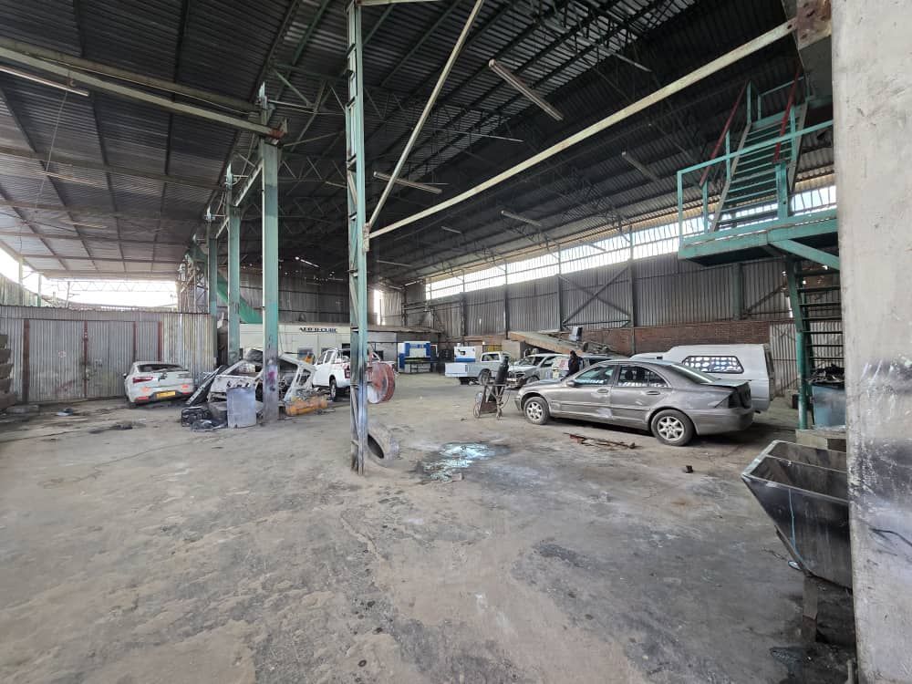 Industrial Property To Let — photo 5