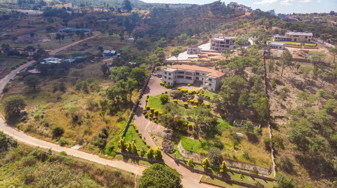 House Carrick For Sale in Borrowdale — photo 4
