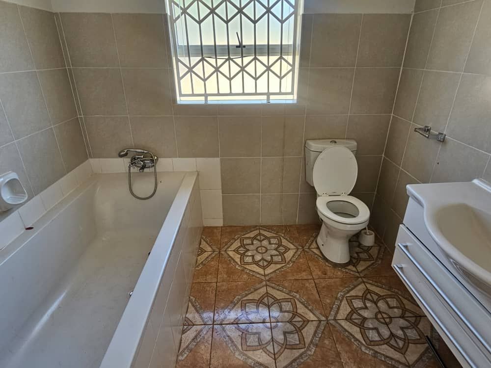 HOUSE FOR SALE IN OLD CARRICK CREAGH — photo 5