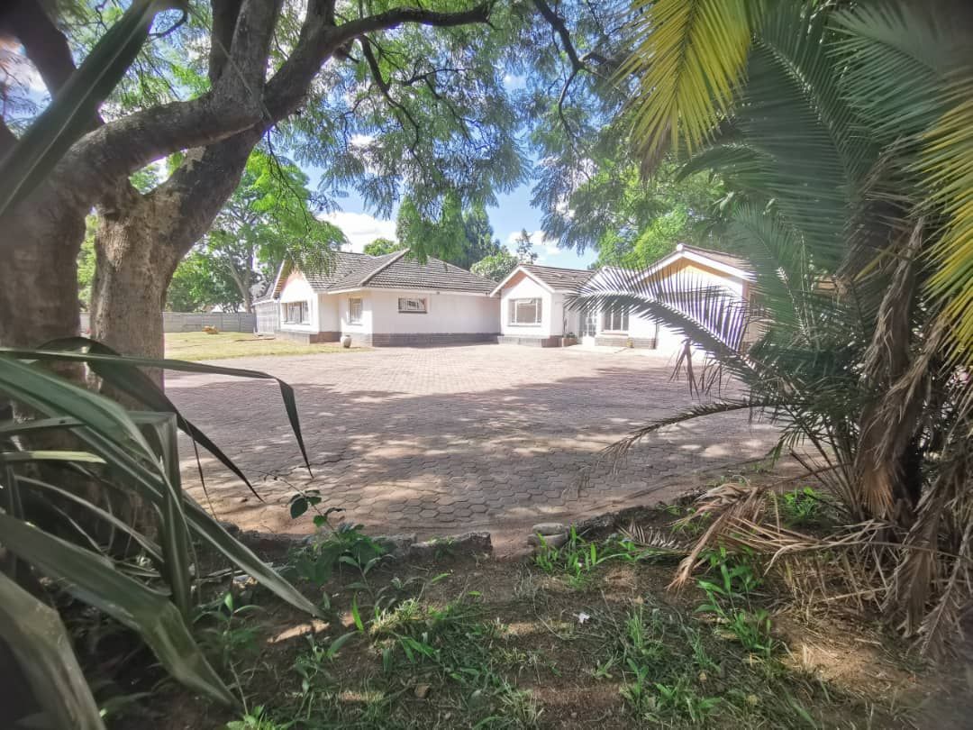 House for Sale In Hatfield — photo 6