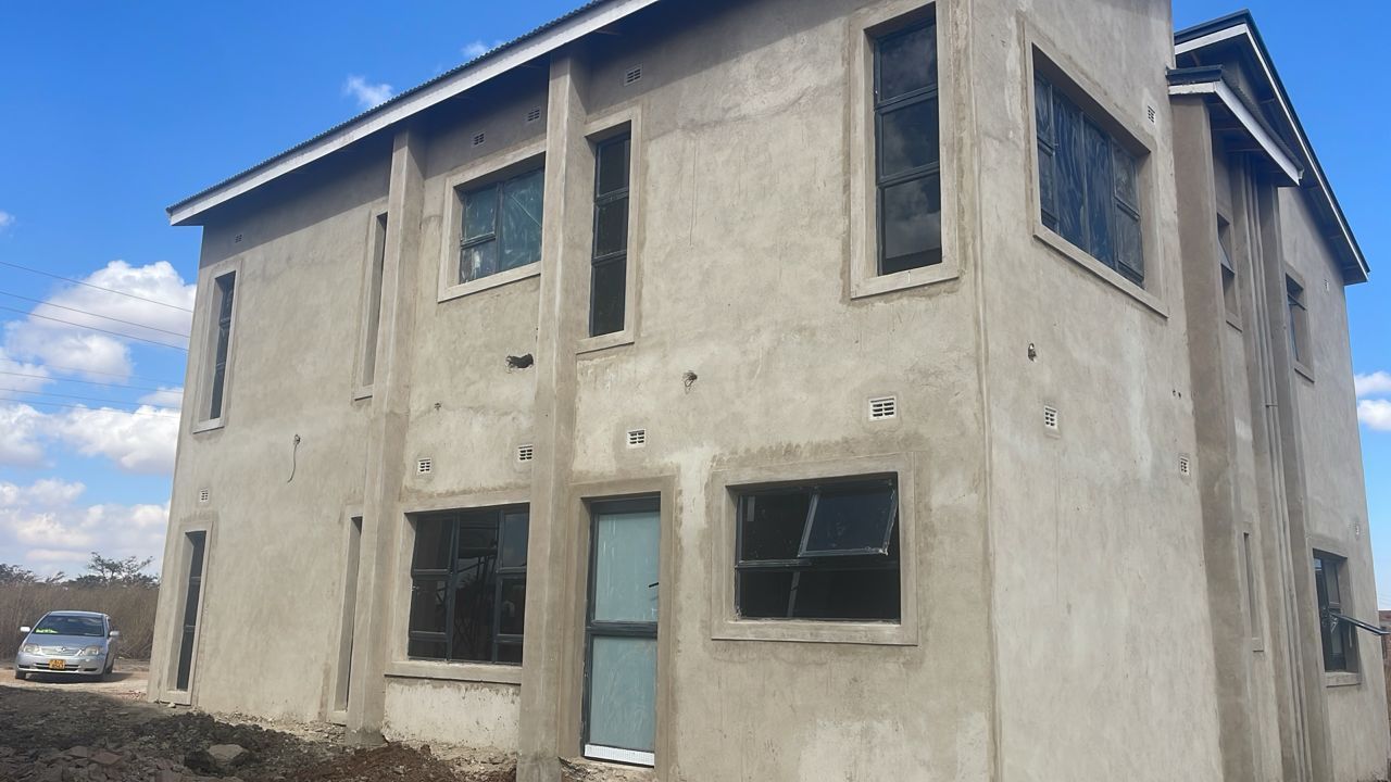 House For Sale in Fairview — photo 3