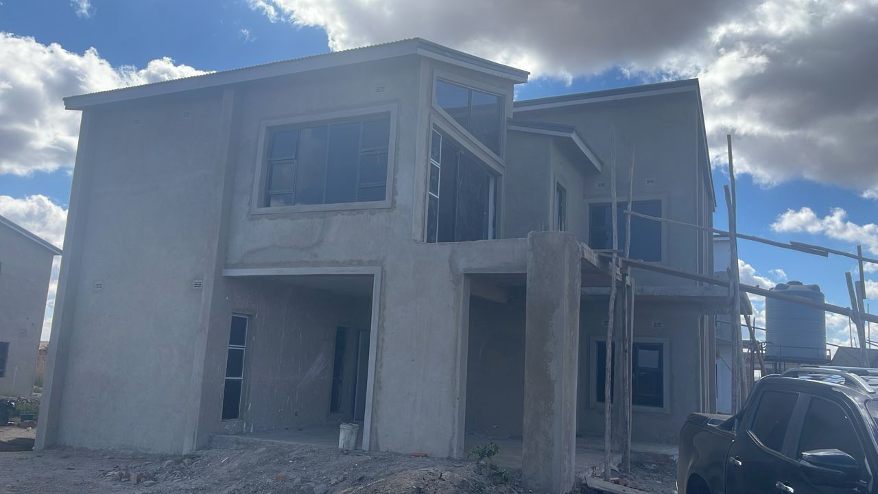 House For Sale in Fairview — photo 4
