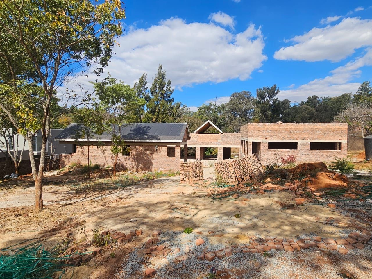House For Sale in Glen Lorne — photo 8
