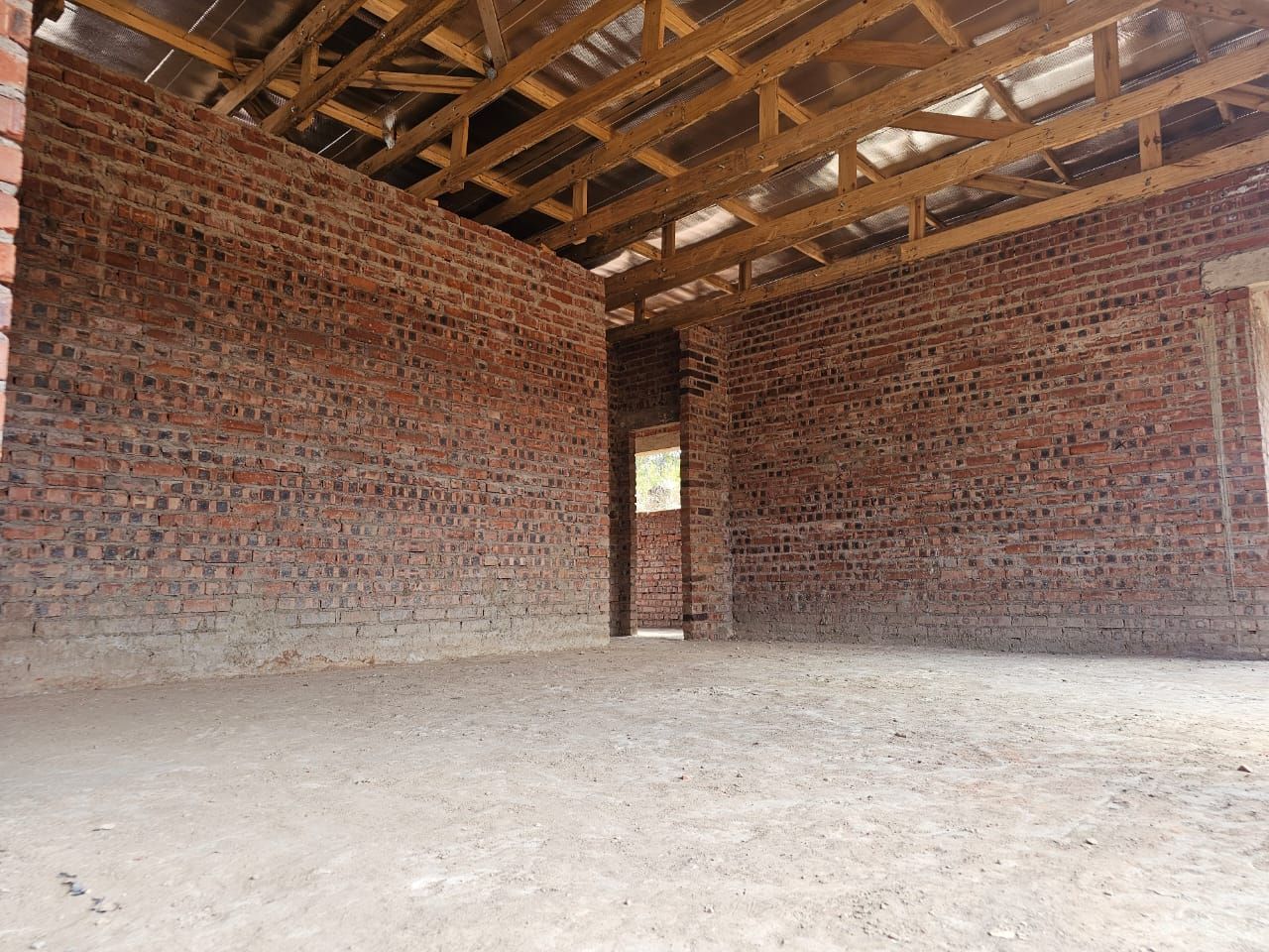 House For Sale in Glen Lorne — photo 10