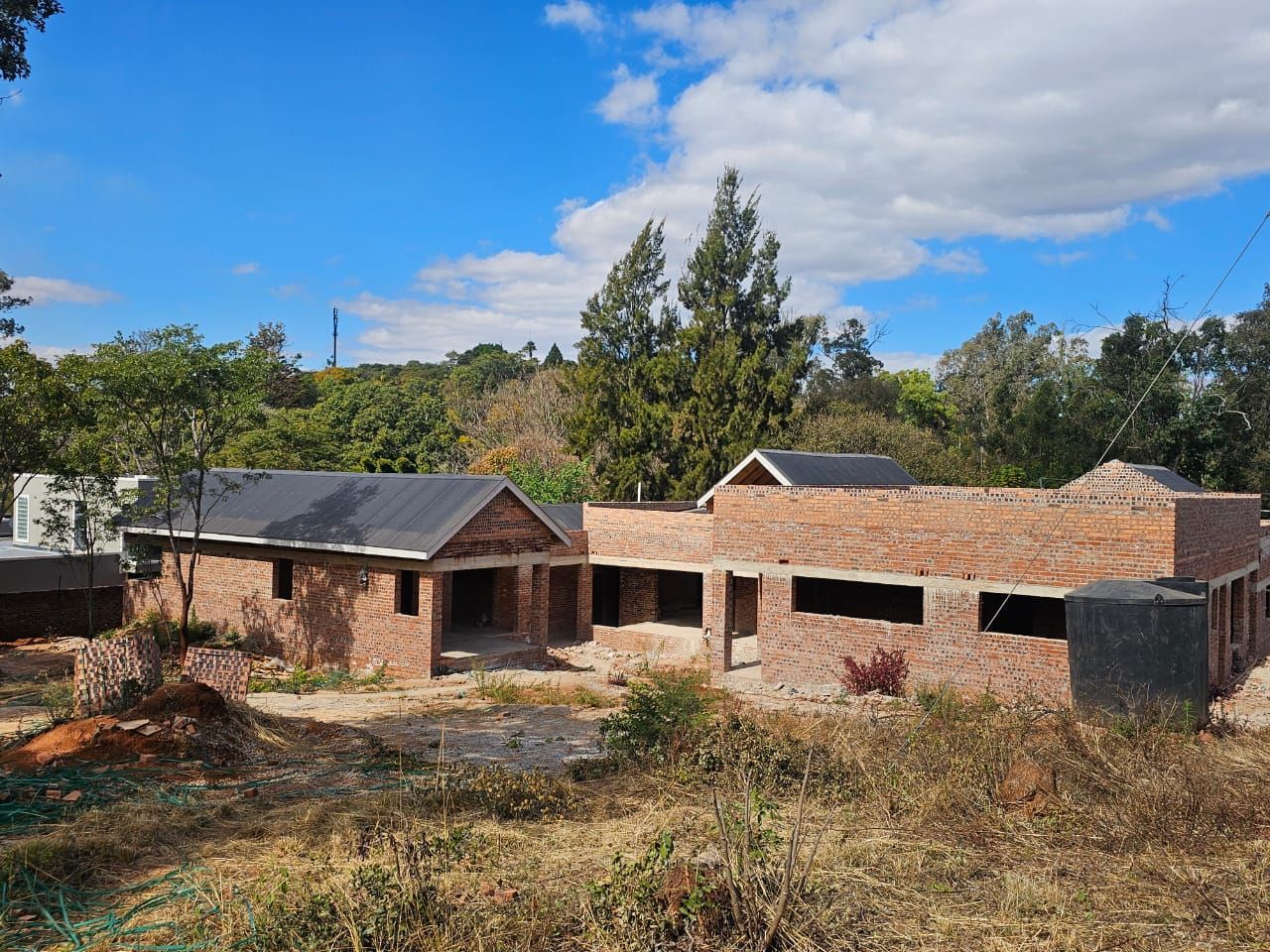 House For Sale in Glen Lorne — photo 7