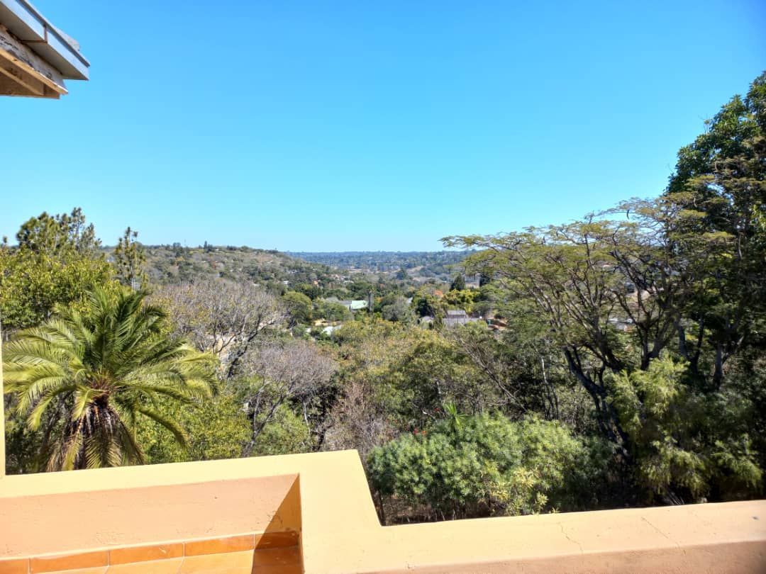 House For Sale in Glen Lorne. — photo 2