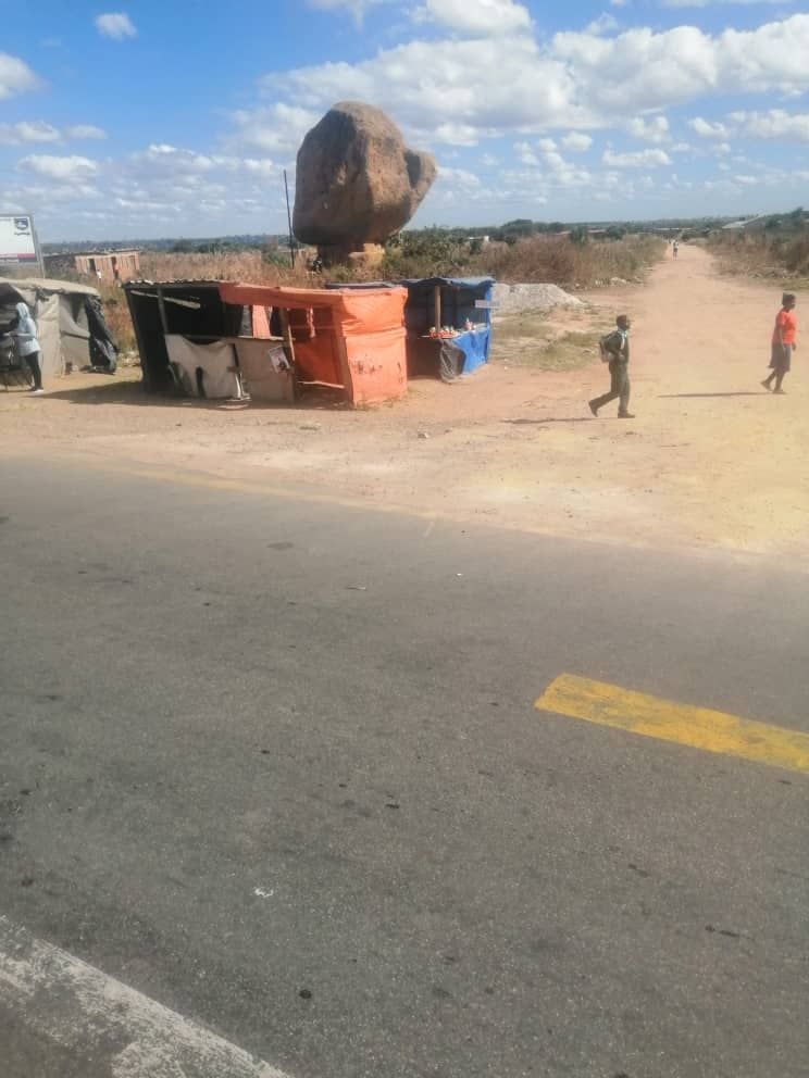 Stand for sale In Chitungwiza — photo 3