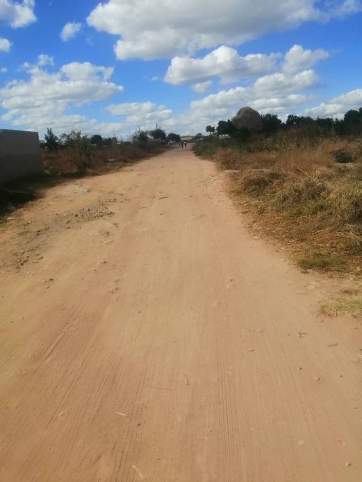 Stand for sale In Chitungwiza — photo 2