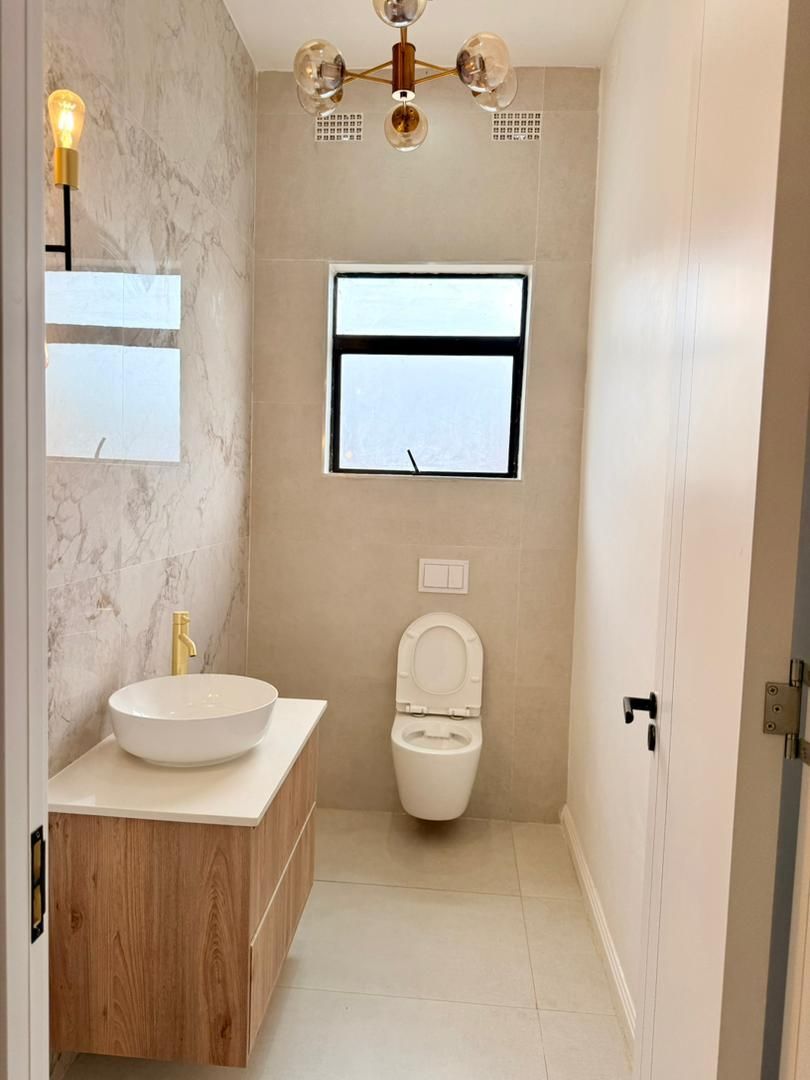 House For Sale in Mount Pleasant Heights — photo 3
