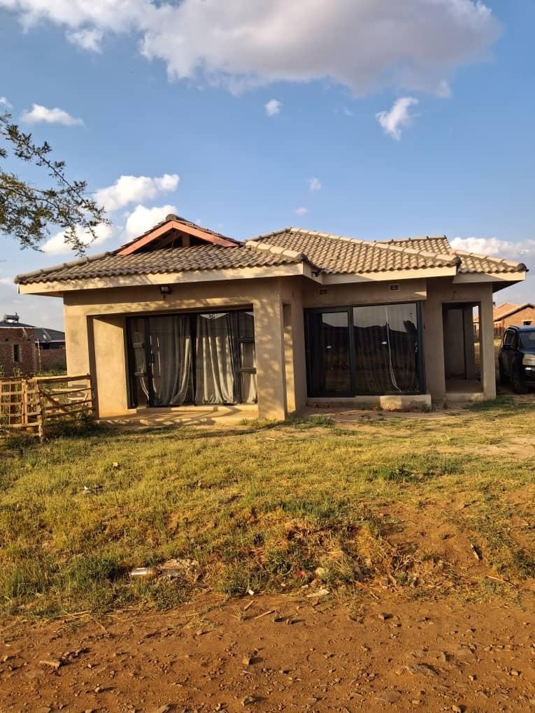 House For Sale In Glaudina — photo 3