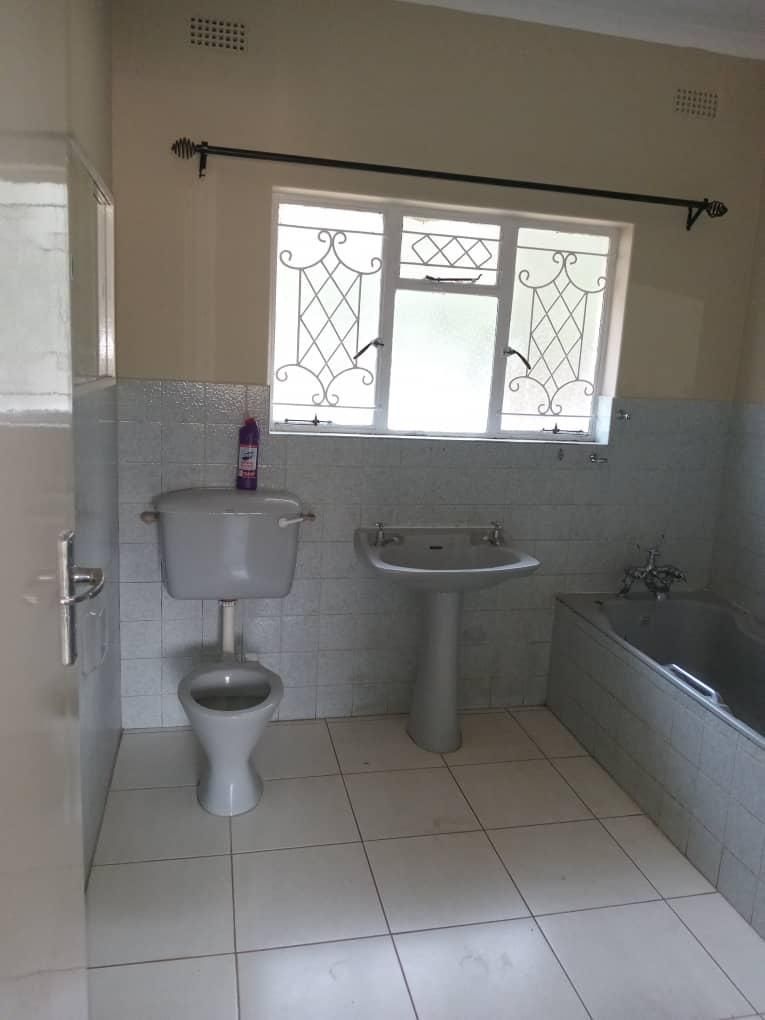House For Rent In Highlands — photo 3