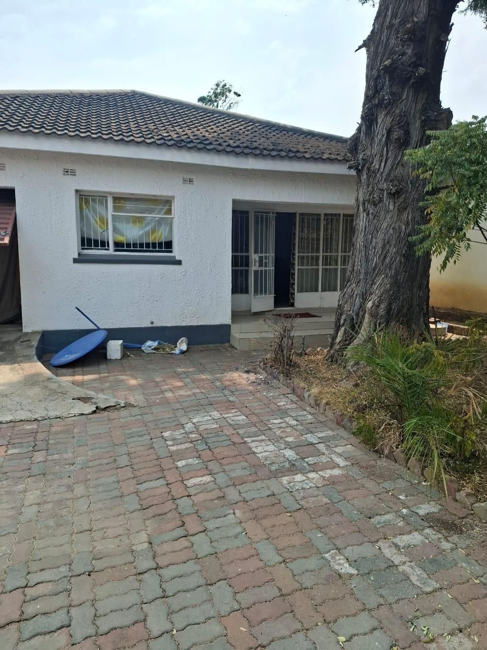 House For Sale In Avondale — photo 10