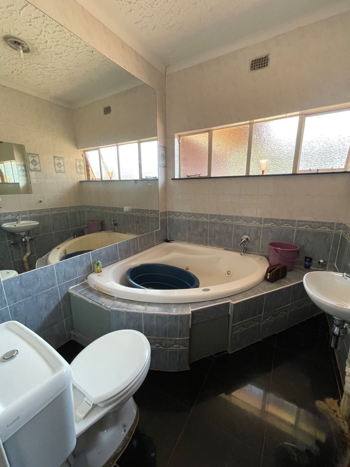 House For Sale In Horgety Hills — photo 9
