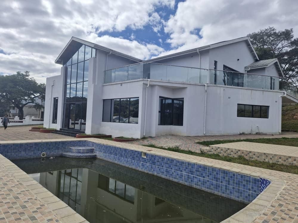 Cluster Houses For Sale In Borrowdale — photo 7